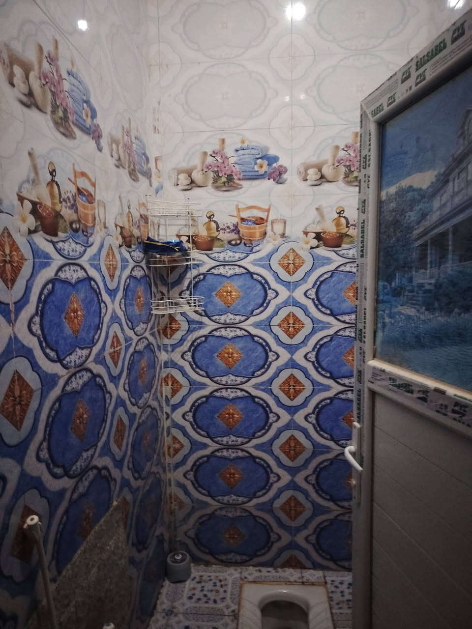 بيت زراعي مقابيل حي الشرطة
مساحة البيت ٢٠٠ متر

يتكون من غرفتين وصاله ومطبخ وبراني وصحيات خارجية وداخليه

مسجل استمارة بالبلدية

رباطات فوك وجوه

واصله كافة الخدمات تبليط مجاري مقرنص كهرباء ماي

للاستفسار مراجعة #مكتب_الرّشد_للعقار

شارع الاندلس مجاور مطبعة الطائي

او الاتصال على الرقم

موبايل ***********

واتساب اتصال

@الجميع
