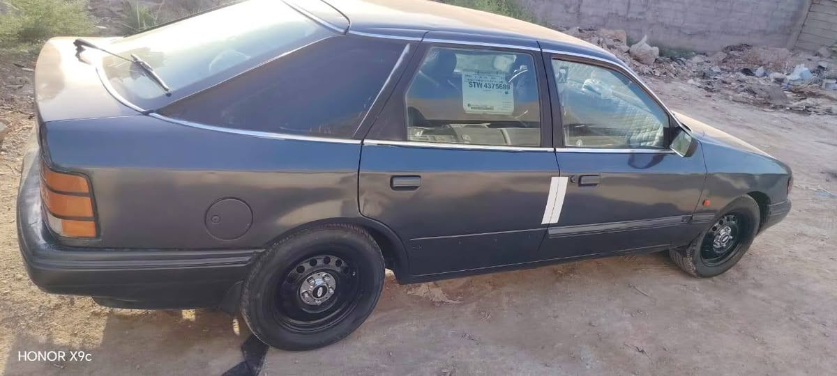 مطلوب مراوس بي ام
سياره فورد سكور بلو موديل ٩٢ سياره صبغ جديده كامله صدر جديد كهربائيات شغاله سنتر لوك مكينه كير خير من الله رقم ديالى تحويل ثاني يوم  داخل نضيف جدا  السعر ٣٠ وبها مجال 

اتصال ***********

