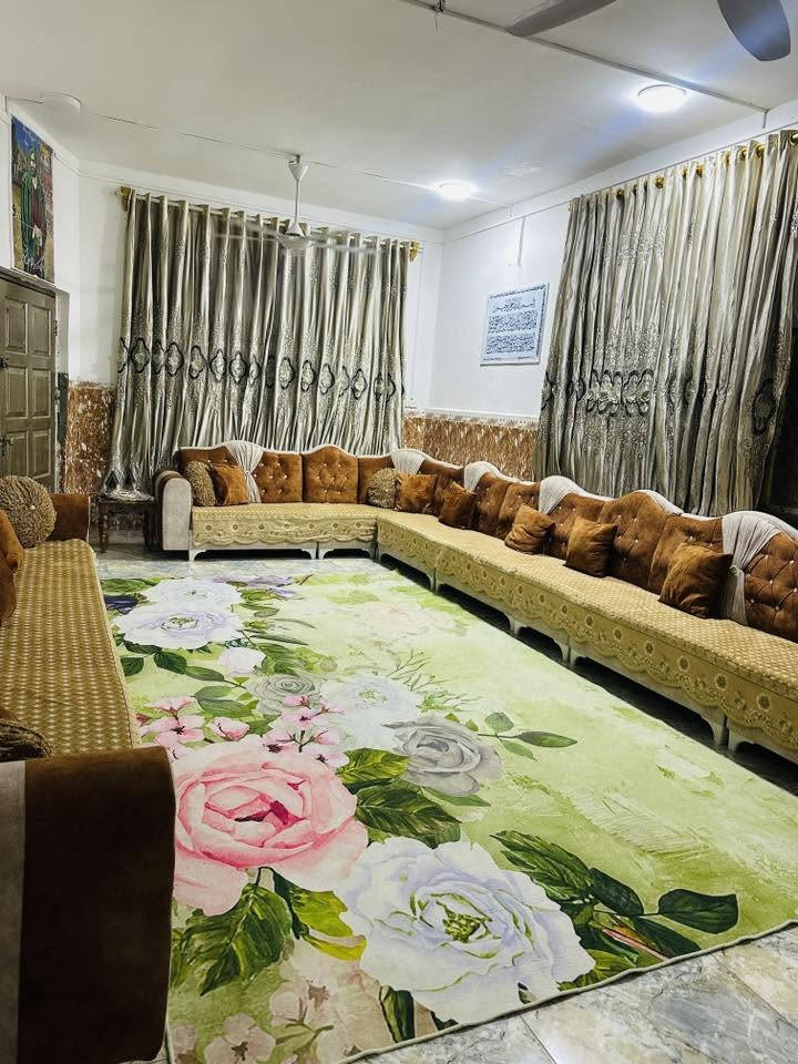 بيت لبيع 
مساحتة 375 حي العصري شارع الشيخ علي المياحي 
الاستفسار على الرقم ‭0782 912 2467‬
