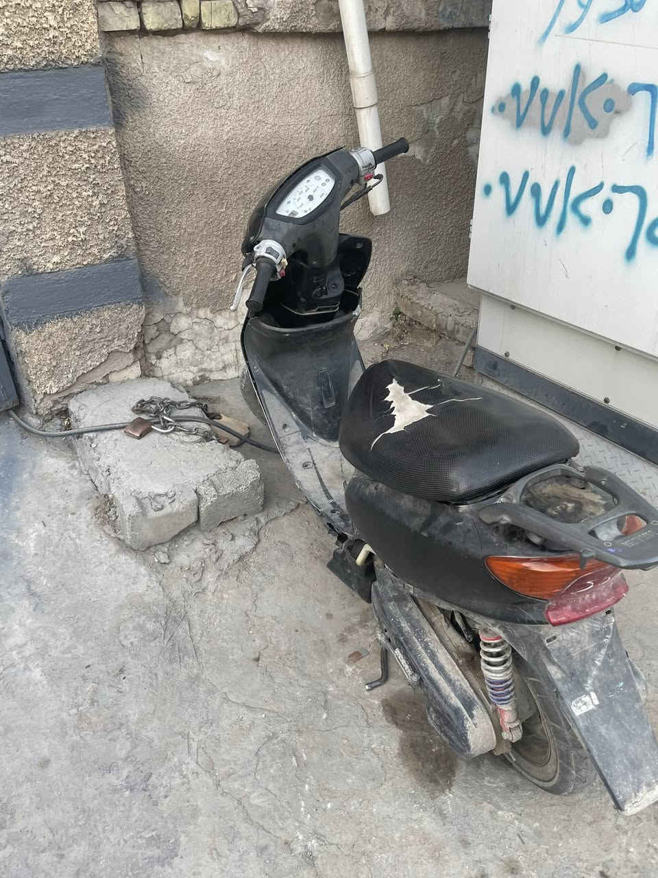 للبيع دراجه60كومً حديد مكاني بغداد جديده الغدير سعر 150 اي ستفسار***********
