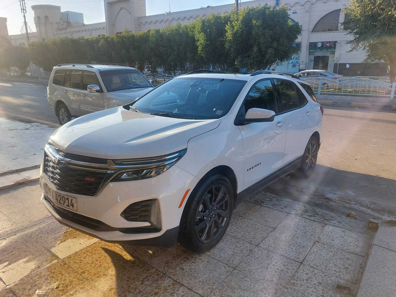 2024 CHEVROLET EQUINOX RS
ايكونكسRS 2024  
رقم واسط
مواصفاتRS غنيه عن التعريف فول مواصفات  
👇👇👇👇👇👇👇👇
كشنات مخمل خط احمر
 رادرات ٣٦٠ امامي خلفي وجانبي
 فتحة بلرامة
ماشية 28 الف كم بعدهه زيرو
ايرباك سليم
حجر بيئة 
صندوق كهرباء 
تشغيل عن بعد 
 اوتو بريك - تحديد مسار (القياده الذاتيه  
 نقاط عمياء
 تدفئة كشنات - كشن كهرباء قطعتين تبريد  خلفي
 حساسات خلفية + امامية 
داتا شو 
مانع تصادم 
سستم صوت 360 محيطي
 بصمة تشغيل 
بصمه ابواب ترحيب
  قفل تلقائي
  اضاءة العالي اوتو 
سايد بريك كهرباء
كروز سرعة
 تحكمات ستيرن اربع اتجاهات - وبعد بيها هواي مواصفات .. 
حادثهه قبق جنطه فقط بدون دواخل 
مكان السيارة واسط 
☝️☝️☝️☝️☝️☝️☝️
سعر 195 وبيهه مجال للشراي
***********
