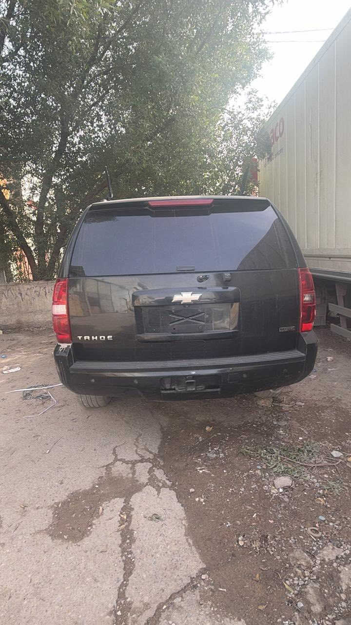 تاهو أدوات LTZ. 2008
كير ومكينه فول 
كصه قماره 
***********
بغداد
