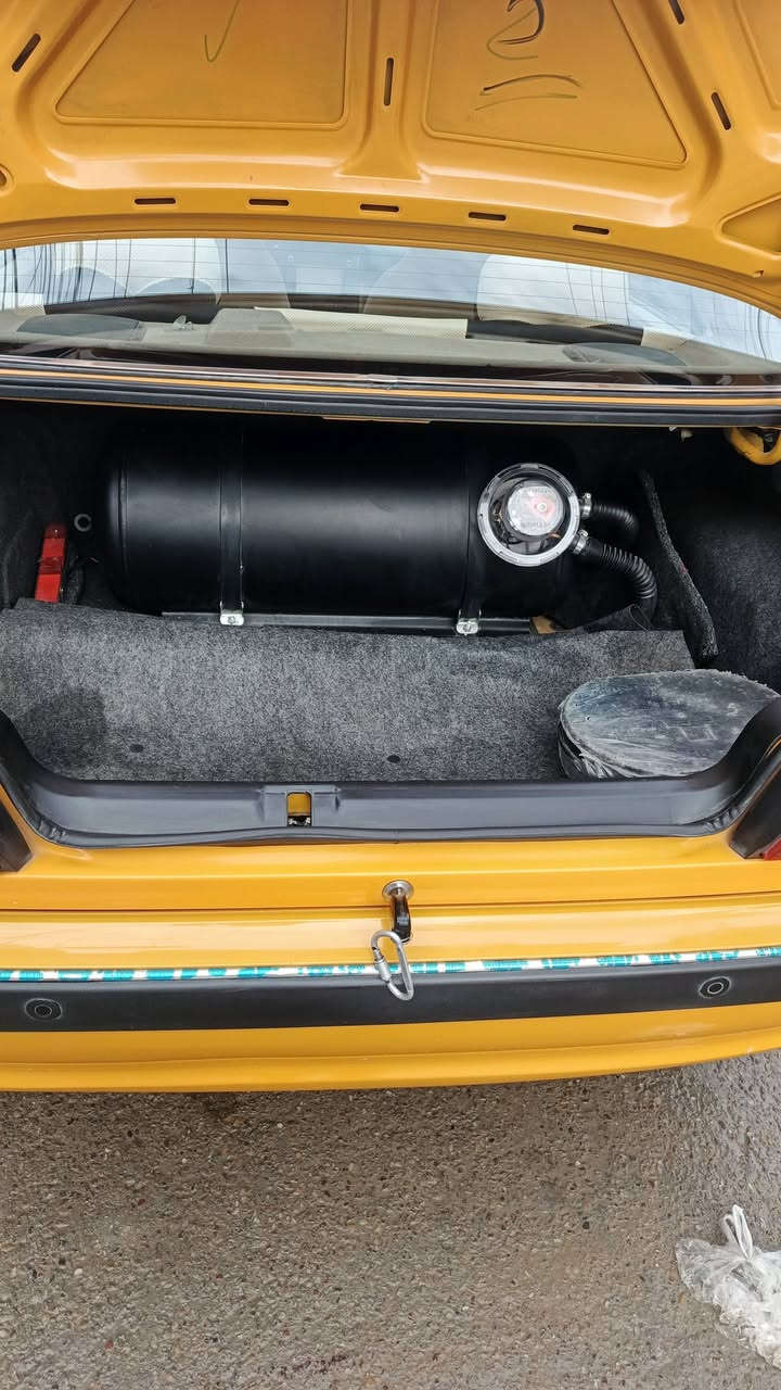 السلام عليكم بيحو بارص سياره جديده استلام شركة من ٢٠٢٣ اخت الزيرو ماشيه  ٤٨ وربعين سياره صاحبي مستلمهة من الشركه هيه مطلوبه بس انته تشتري بفلوسك صافي سياره برغي ما مفتوح بيهة منضومه مال غاز اذا صارت القسيمة اسويلك وكاله ام الصوره ارقامهة السياره مستلم وصل الخميس السياره جديده حته العده بعدهة امسلفنه فقل السياره ٧٣ بيه منضومه مال فاز ويلكب تختم تاير خال مال جني تجي وتشوف بعيونك ***********
