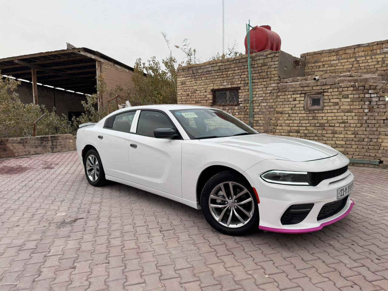 السلام عليكم جارجر موديل 22 اصل للبيع او المراوس سوناتا أو اوبتما رقم بغداد باسمي شخصياً فئة بلاك توب جاهزه من كلشي تخم تاير امريكي اصلي حداديه جديده محرك كير اكسل على وضع الشركه برغي ما مفتوح بيها الحادث مرفق مع الصور  للاستفسار اكثر الاتصال على الرقم *********** بي واتساب مكان السياره الديوانية الحمزة الشرقي السعر 240 قابل للتفاوض
