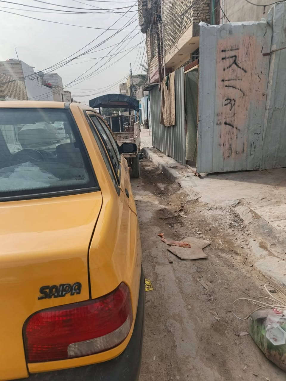 السلام عليكم سايبه موديل ١١
سنويه لل ٢٦ مطلوبه هيئة سنه يعني ٣٦ الف غرامات مصفره
السياره تسكام جديد كير محرك تخم تاير كهربائيات كله شغاله سياره مصبوغه عام احله من الصوره مال بيت  مامستخدمه اهواي سعر ٢٢ مكاني نجف شارع المدينه 
موبايل ***********
