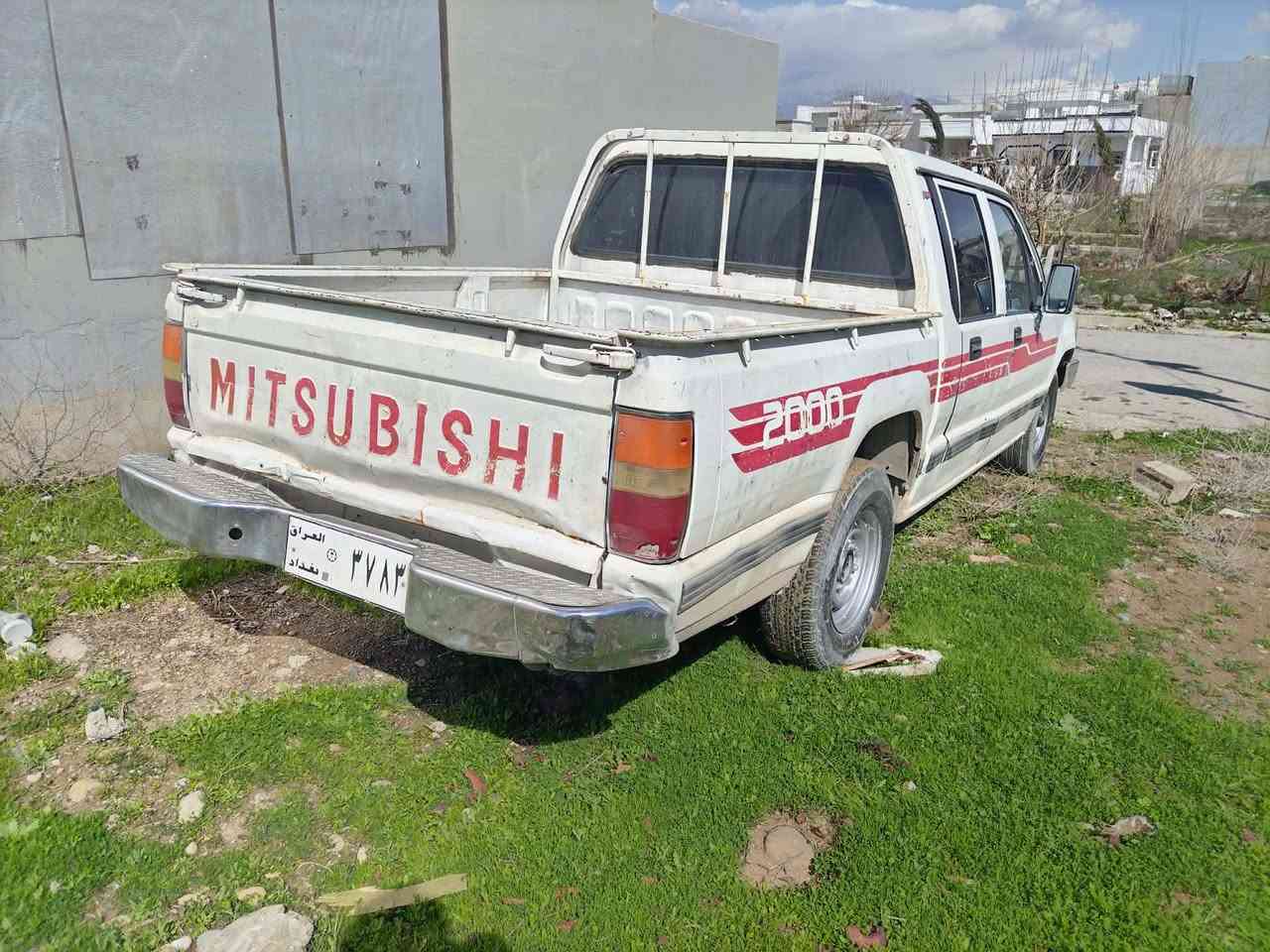 سڵاوی خوای گەورە تان لێبێت پیکاب مستەربۆشی شتێکی جوانو هەرزان گێڕومەکینەی بەشەرت موسو بڕاوە دەحمولێ دروای نیە پشتو پێشی کەپسە قەترە خایسو ڕزی وی نیە شانوسەقفی لۆک لۆکە  کارەبای هەموی ئیش دەکات مەکینەو گێڕو ئەکسلی  بەشەرت سحرەکەشی 16گەڵاو مەجال سەیارەکە حلوجە شوێنم قەڵادزێ یە لەخزمەن ئێوەی خۆشەویست دام بۆداواکردن مەسج بنێرە یان تێل بکە***********
