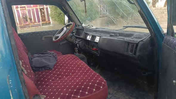 السلام عليكم على بركة الله 
كيه بنكو مصبوغ عام جماليه موديل ٩٦ رقم كربلاء جاهزة محرك وكير وصدر وتخم تاير مثل ما بصوره واحلى العنوان بابل الشوملي بيع مراوس حسب القناعه السعر ٥٣ بيه مجال 
 ***********
***********
