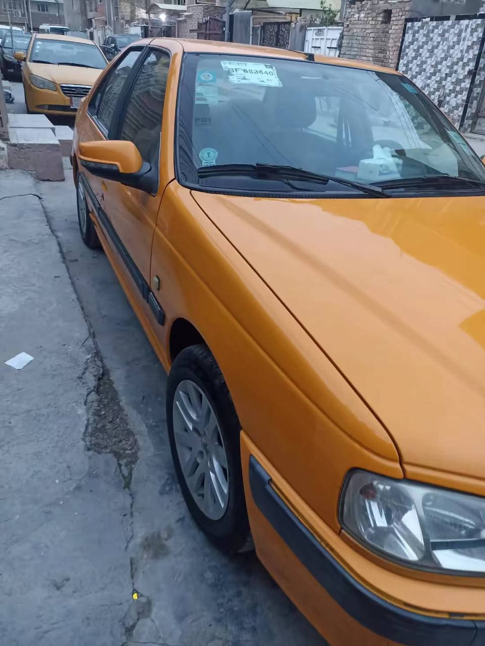 سلام عليكم بيجو بارس للبيع بغداد الشعب 
سعر68 وبيها مجال قليل حق الجيه السياره باسمي 
***********
