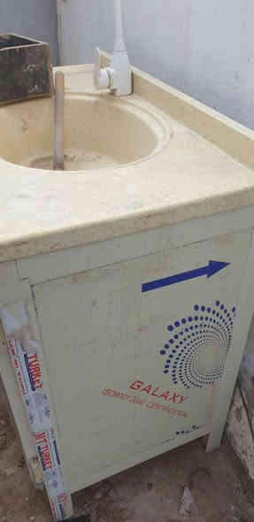 سنك للبيع جديد نظافه ٩٠% السعر ٧٥ الف وبي مجال للاستفسار المراساه على الخاص او الواتس اب ***********٨ عمارة
