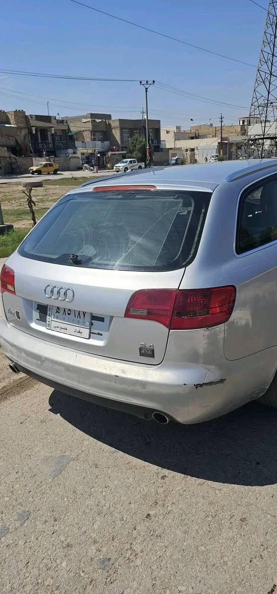 سلام عليكم اخوان audi a6  للبيع 
اودي حجم A6 موديل 2008 محرك جديد مشدود 6 سلندر حجم 2400 
كیر اوتماتيك بس بي خربطه ماعرف يمكن يرادله برمجه السياره وياها محرك احتياط 
كهربائيات كلها بلاديه 
تبريد بي ليك بل فريز وجامة الخلفيه قبل سبوعين جهال بل منطقه كسروه وباقيه على وضعه 
موصفاتها سلايد بريك بصمة 4 بردات خلفيه بلاديه شاشه اعطال مري شفط هيترات بل مري ويل كب بلادي سيدي جنجر 12 قرص وبعد بيها هواي مواصفات السياره خير من الله ومال بيت
اخوان السعر 63 ورقه وبيه مجال حك جيه شراي يتصل العنوان واسط / العزيزية 

واتساب *********** 
اتصال هاتف :-***********
رقمها بغداد والسياره باسمي
