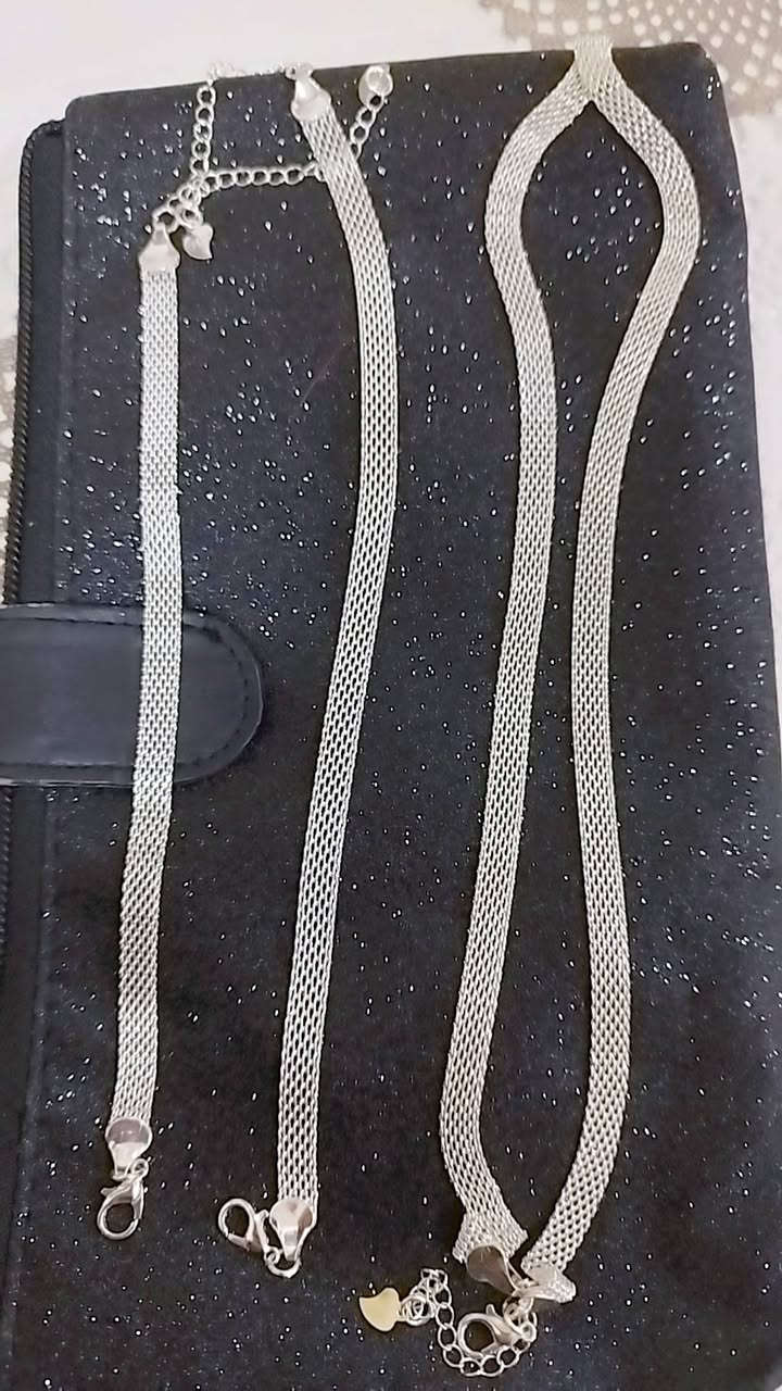 تخم. فضه متكون. من. سوار. وحجل. وزنجيل. طويل. مختوم 925 نوع. جيسكا. الي. مهتم. يتواصل  خاص


**إذا كنت صاحب هذا الإعلان وتريد حذفه لأي سبب، رجاءا أرسل رسالة إلى الدعم الفني**