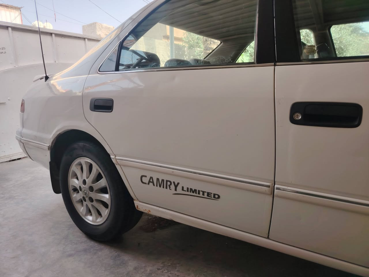 سلام عليكم ورحمة الله وبركاته كامري موديل ٢٠٠٠ السيارة جاهزه كير مكينه تبريد مكفوله بلادي رقم بغداد خليجي مكينه ٢٢٠٠ السيارة بسمي السعر ٩٠ورقه وبيه مجال مكانه  بغداد
رقم تلفون ***********
***********
