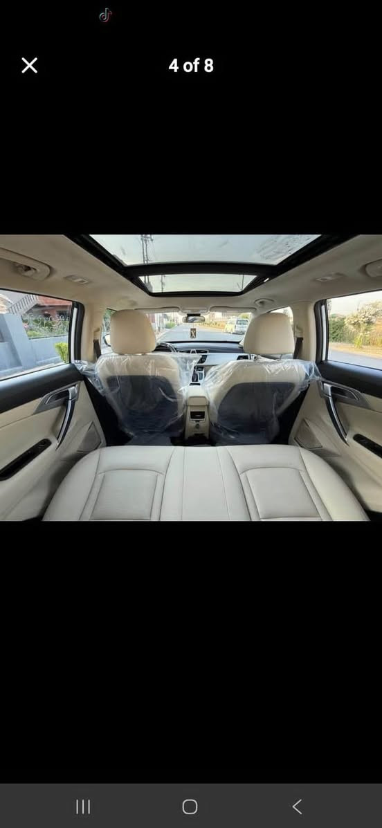 جیلی ئێم گراند x7 sport  2021  84000km ڕۆشتووە زۆر جوان هیچی پێ وە نییه به ناوی خۆمە وە یه ڕەقەم سلێمانیە فول مواسفات ماڵی دۆستە زۆر نازدارە,  *********** السليمانية, العراق
