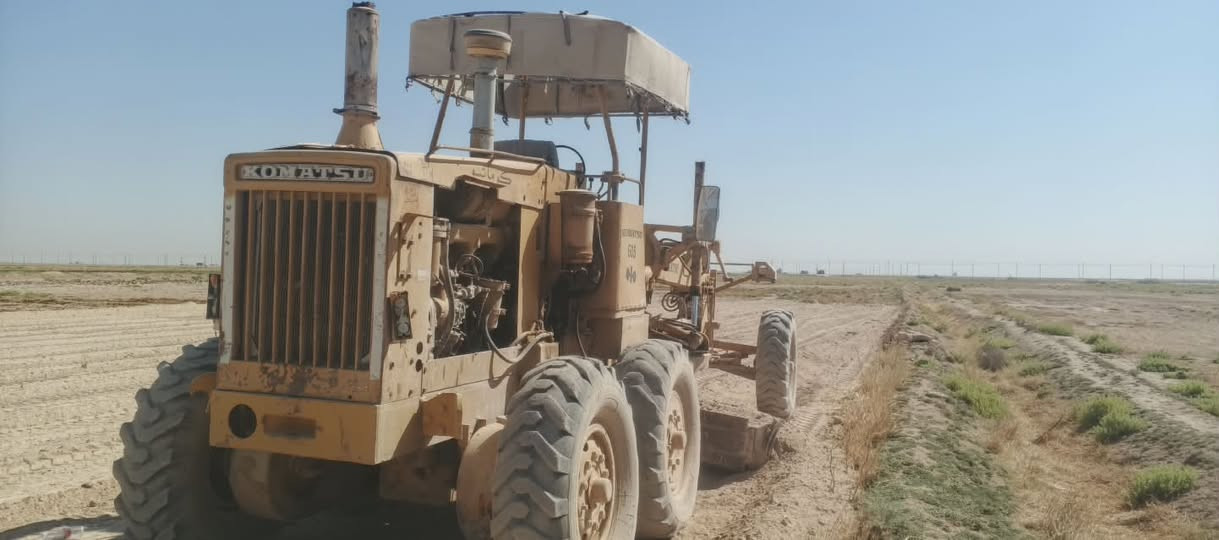 كريدر 605للبيع مكينه نضيفه وجاهزه للاستفسار ***********
