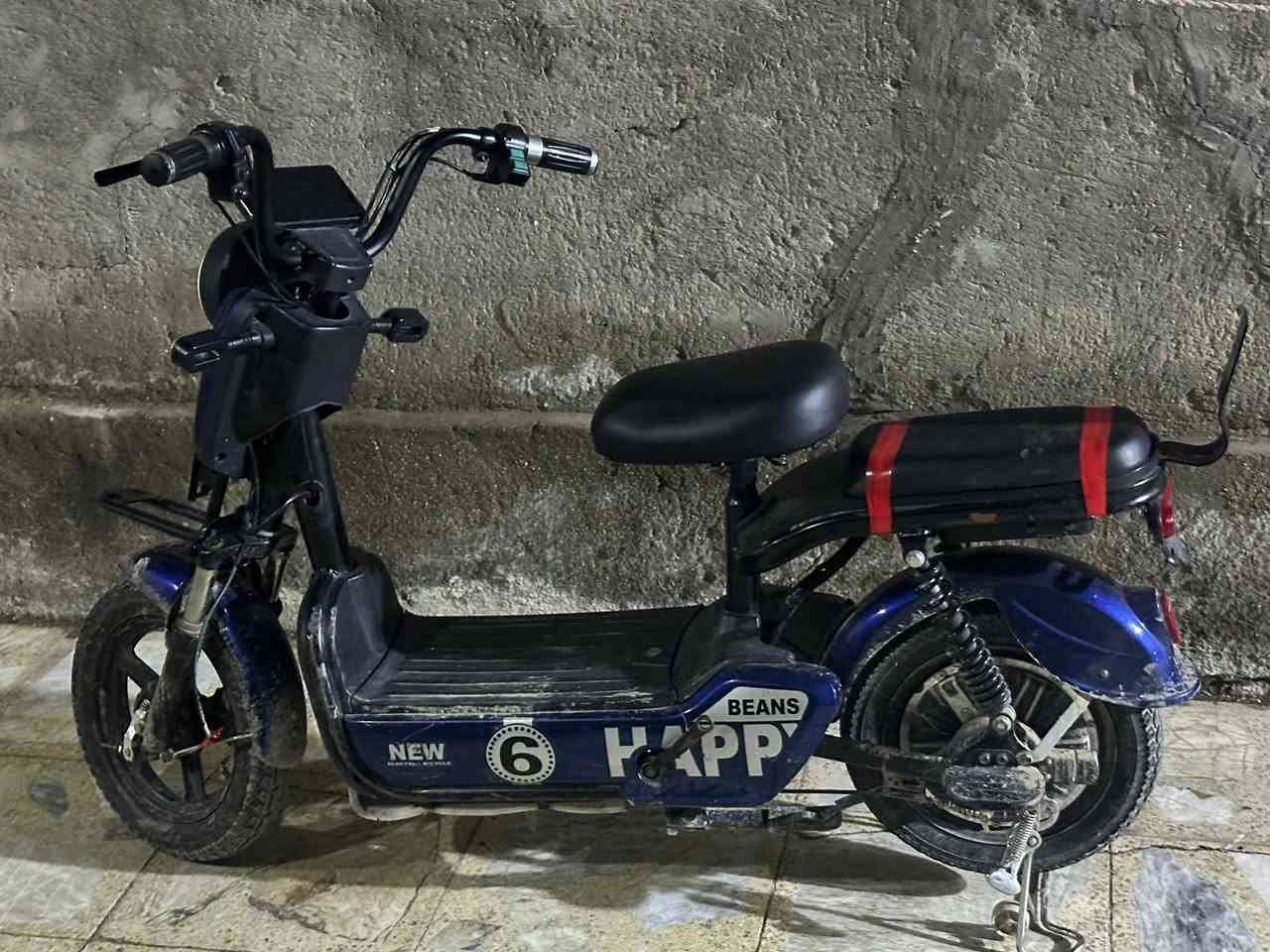 دراجة شحن نظيفة بطاريات جدد مستعجل على بيعتهة السعر 170قفل بدون تعامل المكان الحبيبية *********** واتساب
