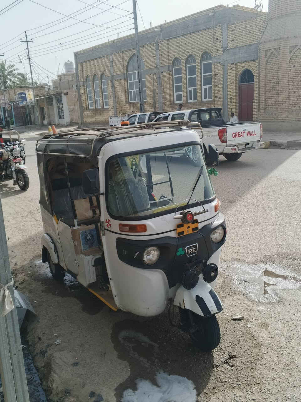 السلام عليكم تكتك ٢٢ كفاله 8/300 وشراي بي خير ويدلل ***********
