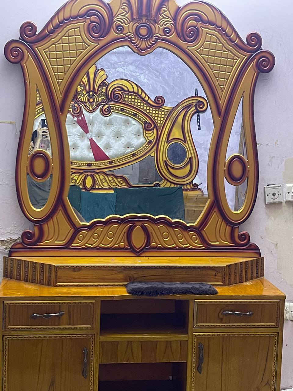 السلام عليكم خرفه صاج البيع نضافه 90بل 100العنوان بغداد الدوره الثورين سعر550بيه مجال  تواصل على هاذا رقم ***********
