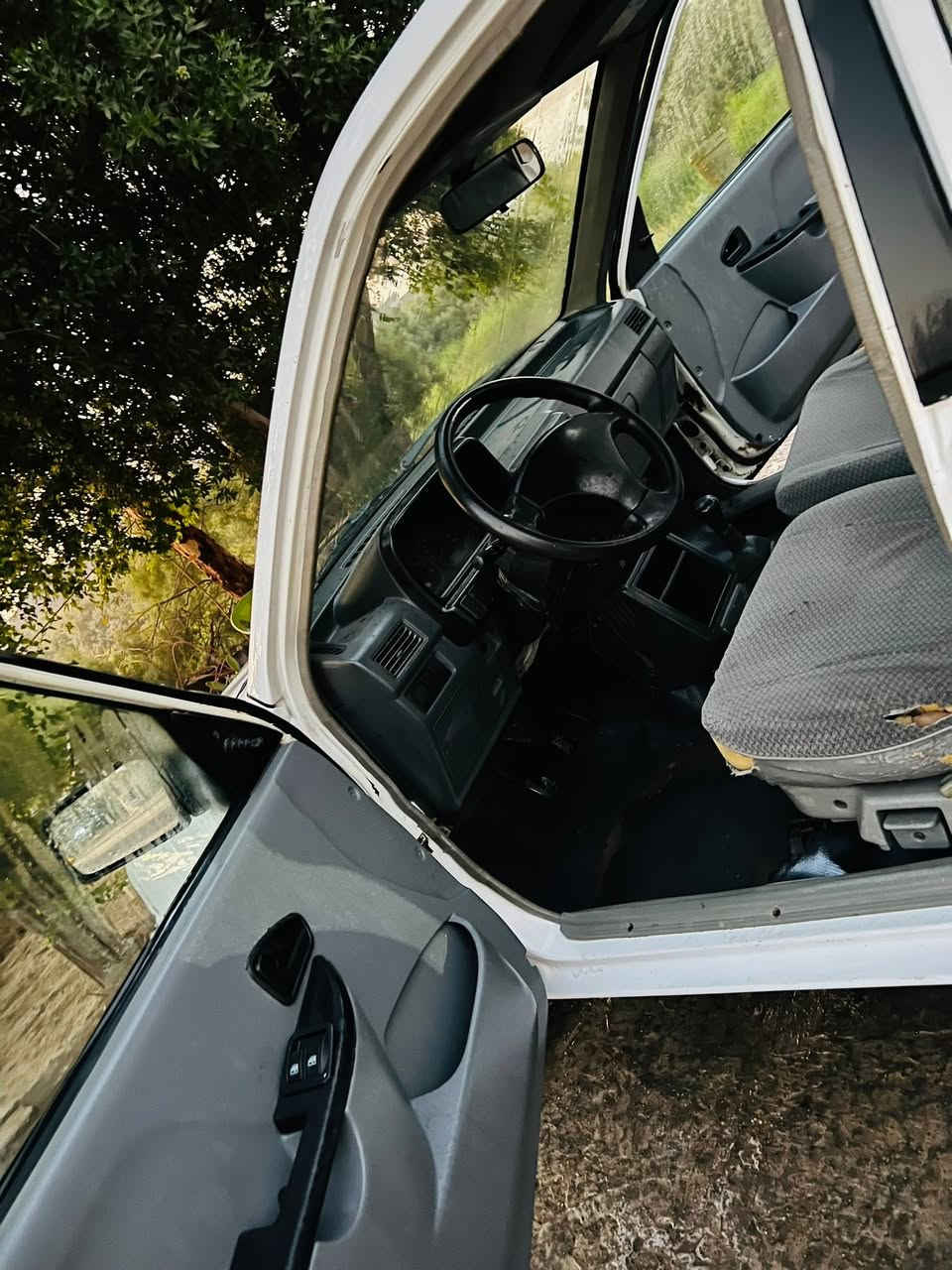 ياالله سلام عليكم سايبه موديل 2010 مكفوله من ضربه بس الدواير صبغ. مكينه كير خير من الله تبريد نقص غاز. حداديه زينه. سعره 33وبيه مجال. مكاني بابل سكندريه 
***********
