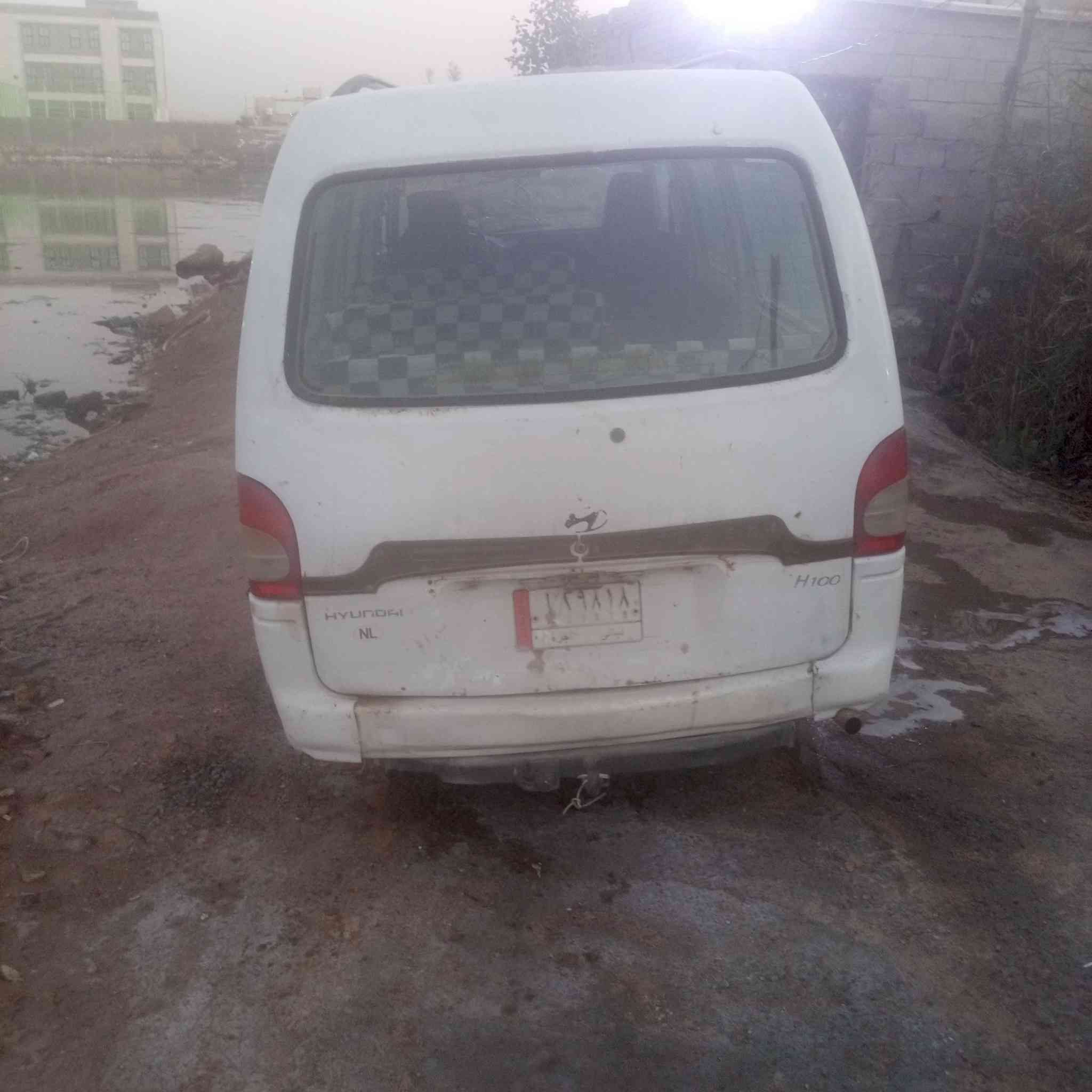 سلام عليكم كيه هونداي 11راكب رقم الماني ادياله مكينه وكير ونجي وتماتيك  العنوان بصره شط العرب شط السعر25$اتصل عله الرقم ***********
