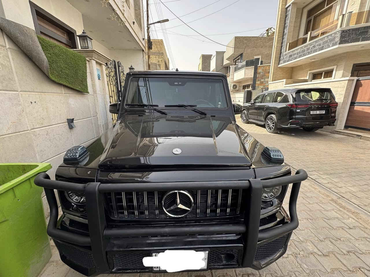 جي كلاس مارسدس g500 موديل 2010 اصل 
ادوات ادوات ( سياحة ) 
فول مواصفات 
السياره بلاديه من كلشي كفاله من الضربه والصبغ والتبديل 
المكان بغداد
كفاله من الكص والسرقه والعشاير والانتربول 
كفاله كير محرك تبريد حداديه


**إذا كنت صاحب هذا الإعلان وتريد حذفه لأي سبب، رجاءا أرسل رسالة إلى الدعم الفني**