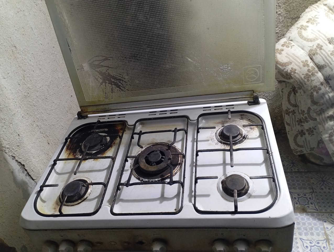 طباخات شغاله ورخيصه سعر البيض 75وبي مجال ولحمر50وبي مجال عنوان كربلاء ***********
