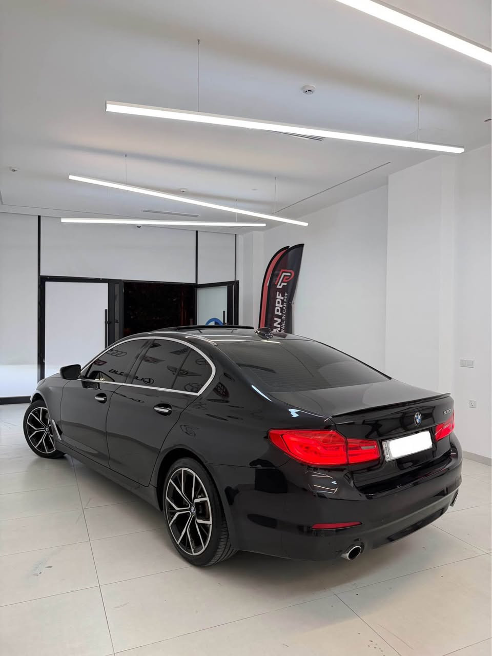 BMW 2017 خلیجی
530i

بێ بۆیاخ 
۱۲۲کم رۆشتوە
رادار
گێچ دیجیتال ۳ مۆد
ناو قەیسی
کوشن کارەبا
سڵاید
سپۆرت پڵەس ـ ئیکۆنۆمی ـنۆرمال
لایت ATF
گێر مەکینە  کارەبای بە شەرت
سعری۲۲۹ مەجالی زۆر زۆر کەم 
***********☎️ السليمانية, العراق
