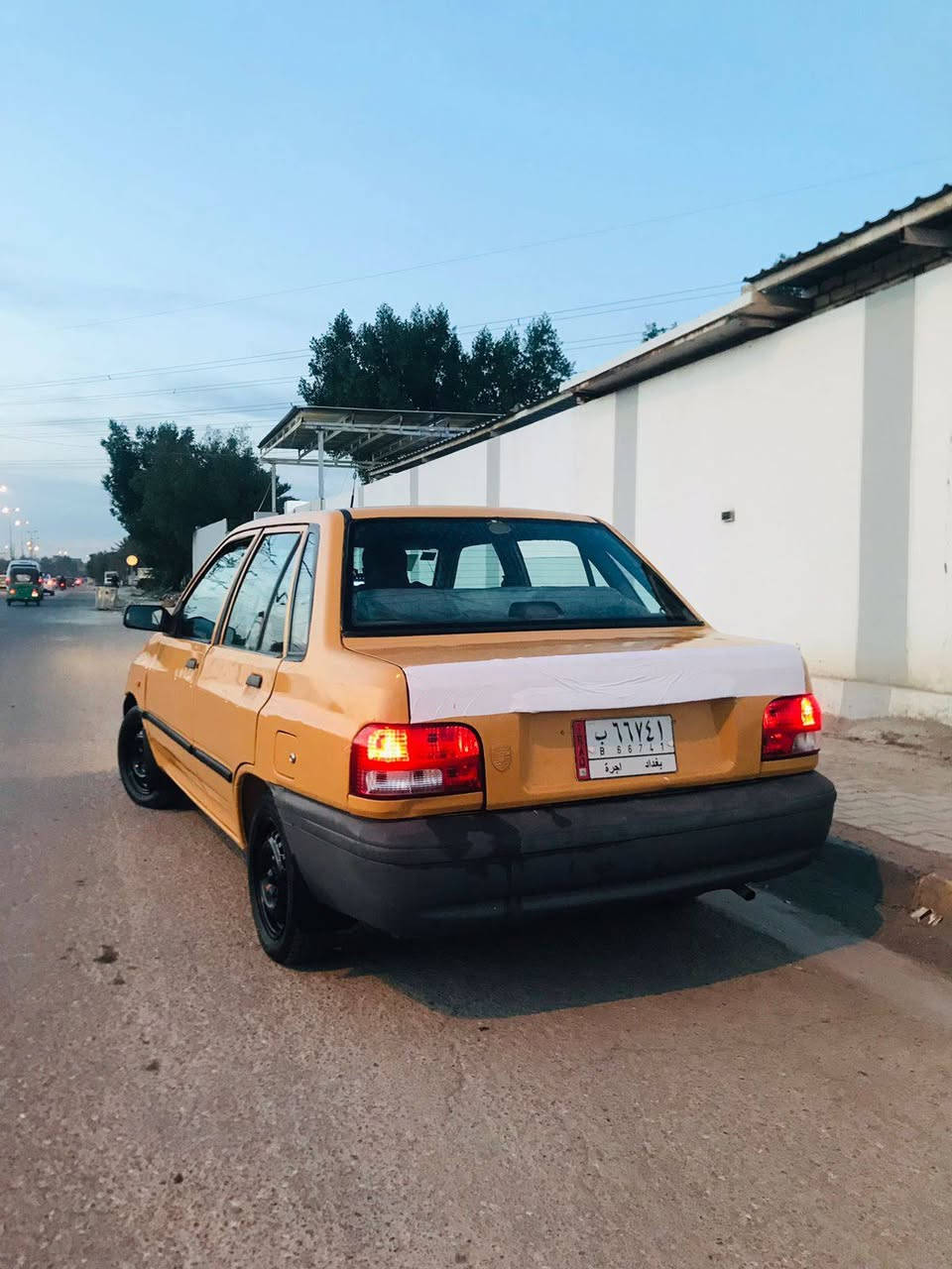 سلا عليكم سايبه 2012 مصفره هيه وغرامات مكينه وكير مكفوله شاصي معمر بيه ضربه بصيطه جاملغ امامي السعر 26 عنوان كاضميه الهاتف ***********
