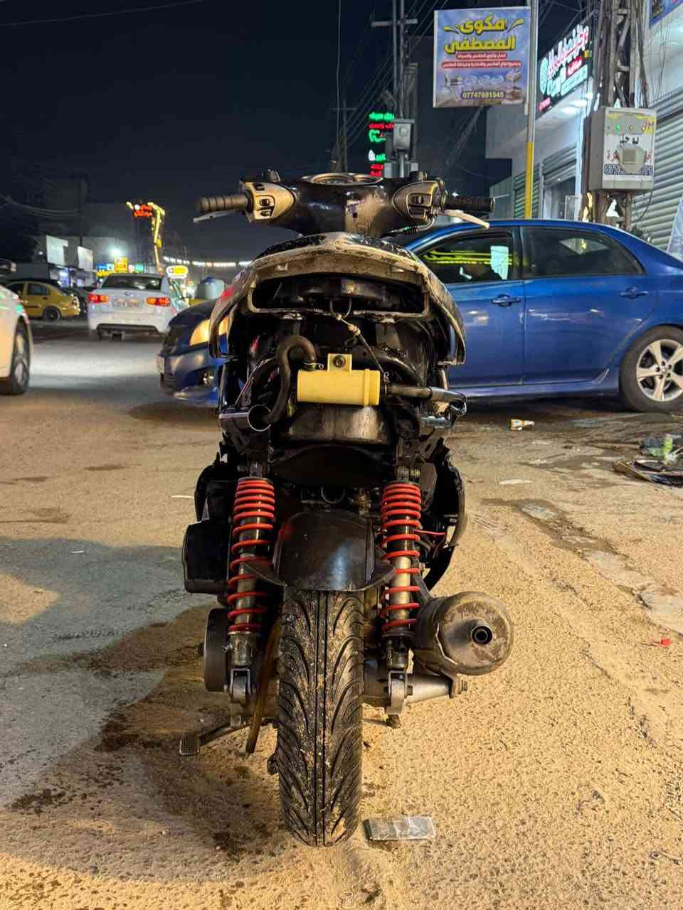 السلام عليكم سكنس نثيه دراجه حلوه مال شغل ما توكف نكره درجه بكل وقت سلف شغال اي نقص مابيه بس كلج أمامي شويه تعبان مستعجل عل بيعته السعر 175قفل لاحد يعاملني ابد قفله مكاني شهداء البياع الرقم ***********
