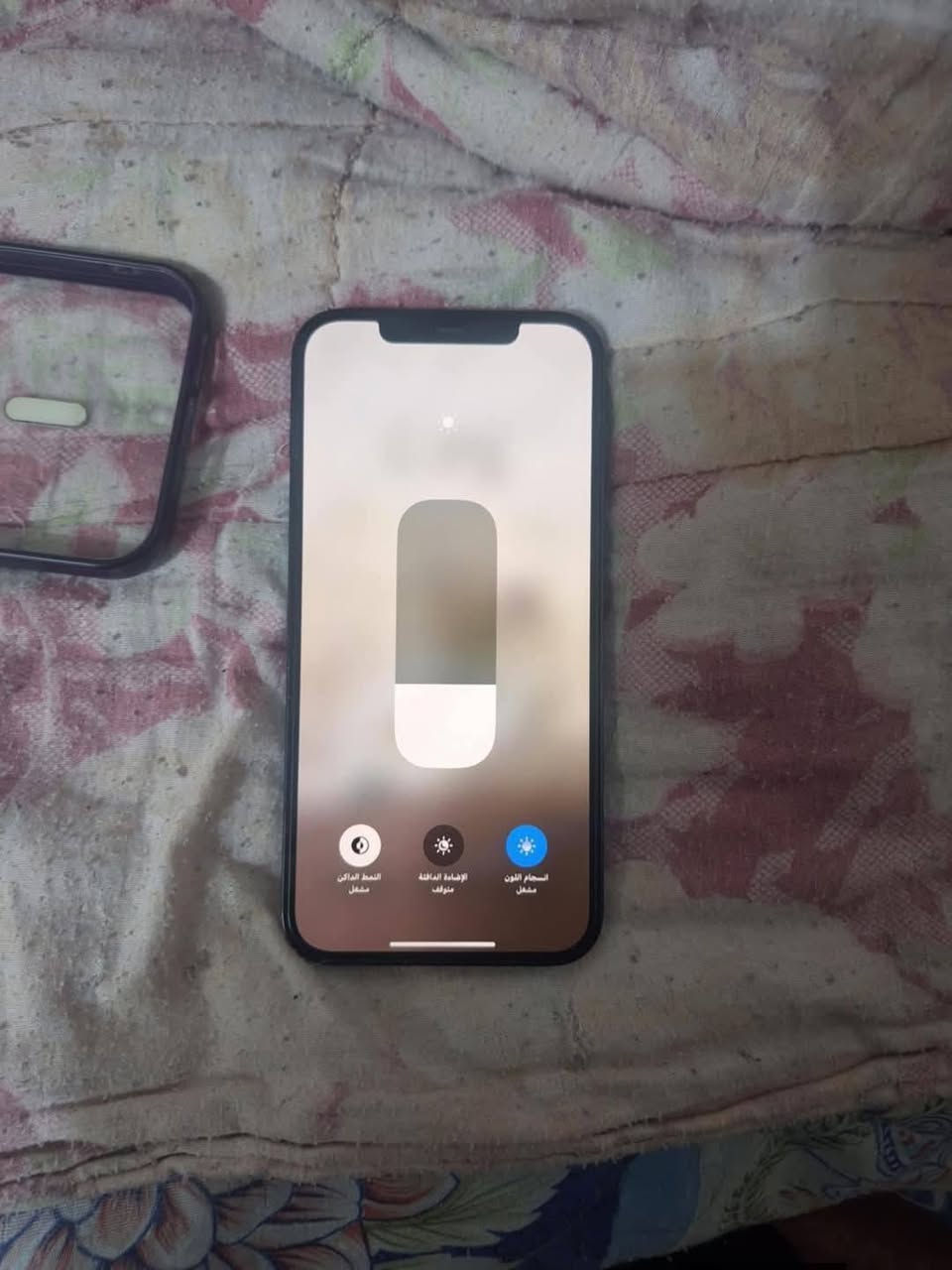 iPhone 12 Pro Max
أيفون12برو ماكس جهاز نضيف جديد مبدل شاشه صليه 
ذاكره 256 غراضه كامله كامله فيس ايدي شغال سعر٢٤٥
***********
