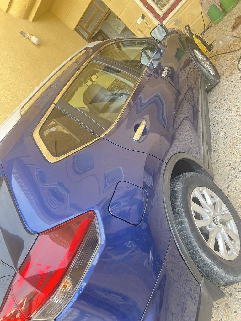 روج  ٢٠٢٠ محرك ٤ الشكل القديم ٢٥٠٠ رقم اربيل للبيع اللون ازرق بيها بخ فقط صفحه بدون دواخل سياره مال جنيه جديده ليحب يتفضل خاص اويتصل *********** وسعرها مناسب
