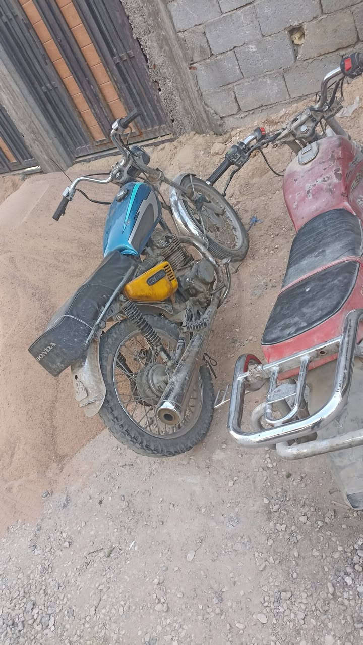 سلام عليكم .عيني شباب دراجه اربعه كير ،ودراجه فيوم ،الدرتجتين اوراق اصوليه ،شلعه وحدا ابسعر 700الف نهايتها  650,,الرقم***********
