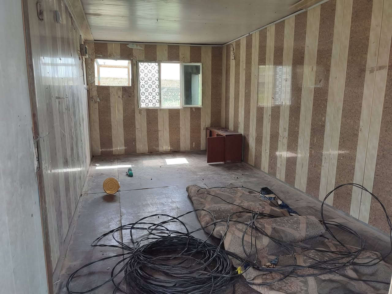 كرفان 3*6 مستعمل نظيف المكان كربلاء
***********
