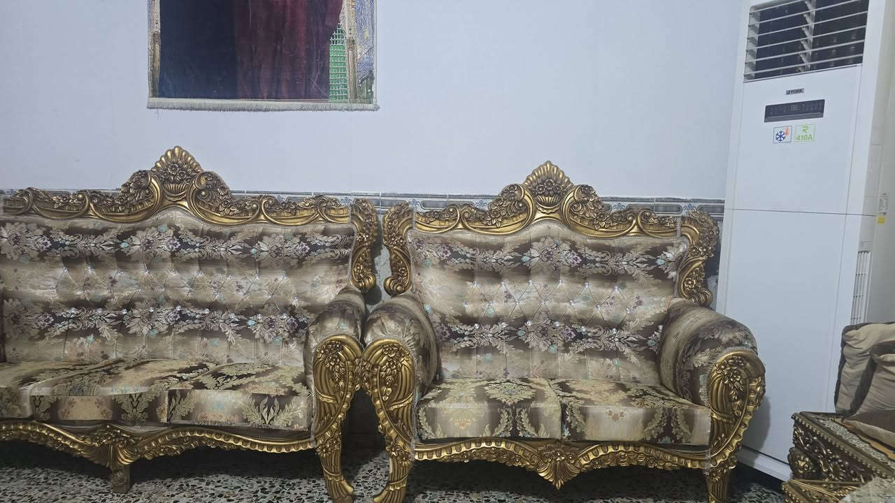 ١٠ مقاعد نضيف كلشي اي اظرار مابيه السعر ٧٠٠ وخمسين .مكان الشعب


**إذا كنت صاحب هذا الإعلان وتريد حذفه لأي سبب، رجاءا أرسل رسالة إلى الدعم الفني**