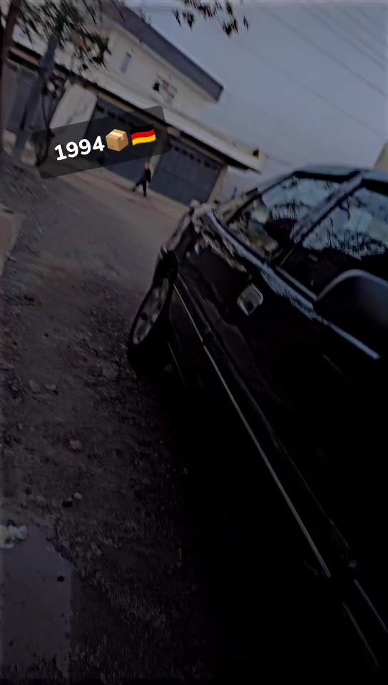 ️ السَّلَاْمُ‌ ‌عَلَیْکُم‌
ئۆپڵ 1994ڕەش
سەنەوی تا2031تازەیە بەناوی خۆمەوەیە
مەکینە 20و ئۆتۆماتیک
دەعم ولێدراوی و ڕزیوی پێوە نیە
قوفڵ مەرکەزیە 
بەرەدەرگا و کوشتن و ڕەژبول هەمووشتی زۆر پاک و جوانە
هەرچوار تایەی لۆکە
ئیرفلۆی ئاوروپی لەسەرە زەمانی شەش مانگی لەگەڵە
شوێنم سلیمانیە
گەرموشتەری چات بکە بۆنرخ گۆڕینیش بەس بەنیسانی تاک ئەکەم
***********وەتسئەپ و ڤایبەریشی لەسەرە
