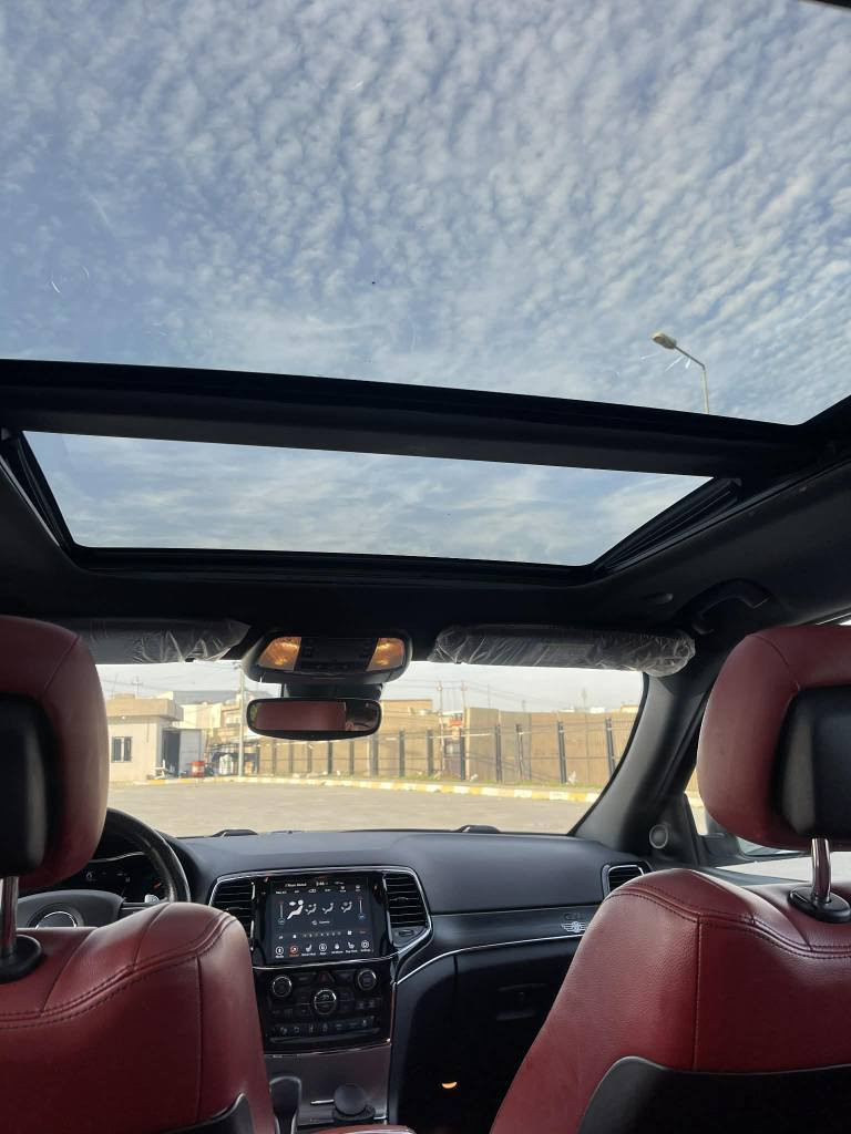 جيب گراند شيروكي 2021 خليجي هارلم عيدميلاد 80 سنة ماشي 40 الف فقط

✅ صارف عليها 35 ورقة ✅
مغلفة PPF ضمان 10 سنوات سيرڤز مجاني 
رقم رباعي اربيل هدية وية السياره
دوسات كهربائي اصلي ضمان 5 سنوات

🛑بدون شخط بدون بارد بدون صبغ بدون تبديل 🛑

فوول الفوول بالمواصفات محرك 6 سلندر 
رادار جبير و داخل احمر بيلادي ويالة S بلادي 

داخل احمر بلادي ، رادار امامي بالدعامية , رادار خلفي و رادار جانبي
كشنات جلد احمر و تدفئة و تبريد و كهرباء و خزن 
سقف بانوراما دبل سلايد ، حساسات امامي و خلفي و جانبي
كامره خلفيه دواره ، شاشة جبيره ، صندوق كهربائي 

گير و محرك و كهربائيات كلها بلادي بلادي بشرط شهر لا مفتوح لا تبديل
تاخم صدر و تاخم تايرات اصليه جديدة و ماتصرف عليها سياره جاهزة من كلشي

رقم اربيل سنوية جديدة لحد 2029 ثاني ايد من الشركة الهارلم باسمي تحويل وكالة بشرط 
✅سعر 288$ و مجال جداّ بسيط بيها ملاحظة جداّ بسيطه تخابرني ادزلك ڤيديو كامل لسياره 

عنوان كركوك *********** واتساب و هاتف ***********  واتساب و هاتف كركوك, العراق
