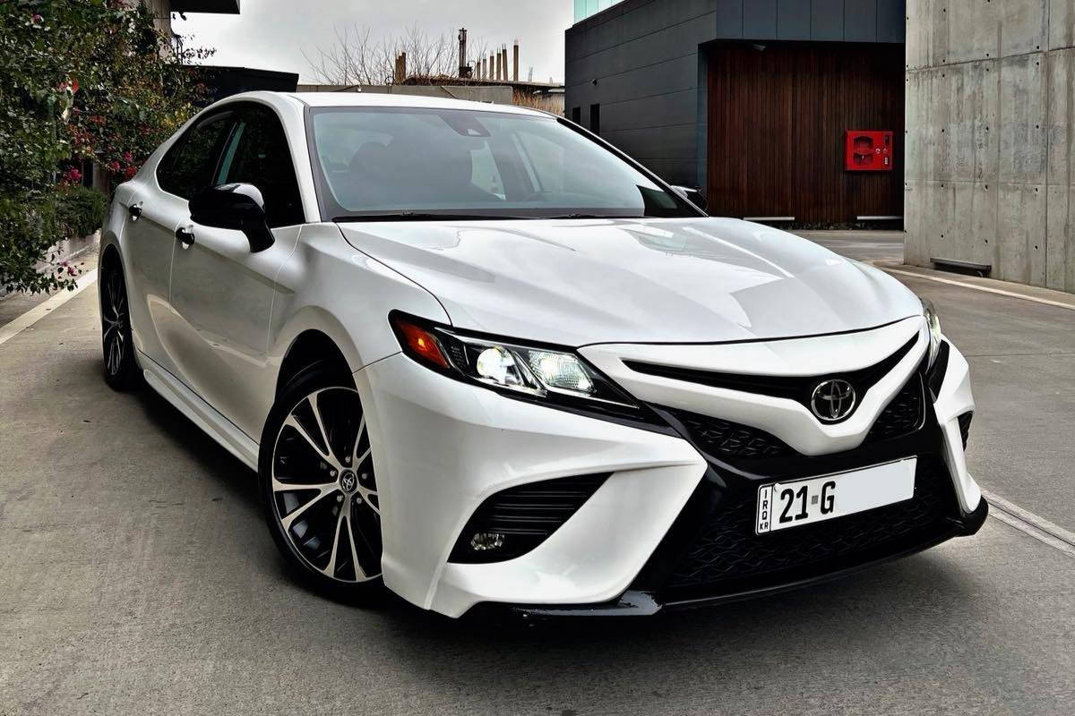 تۆیۆتا کامری 2020 مواسەفات SE
68 هەزار مایل ڕۆیشتوە 
سەنەوی تا 2027 تازەیە
کوشن جڵد کوشن کارەبا  
کامێرا گێڕ سپۆڕت گێڕ سوکان 
ڕاداری پێش ڕاداری خەتی جادە 
تەحدید سورعە
 بەس بۆنیت بۆیاخە بێ ئێرباگ بێ ناو گرتن
 بێ سارد وشوخت هەموو گیانی بەشەرت 
چوار تایەی تازەی لەژێرە

سـعـر : لە کۆمێنت داوابکە ڕاستەوخۆ بۆت دێت 📥 

گێر و مەکیەنەی بەشەرت 
هیچ کێشەیەکی تێدا نییە 

ژمارەی خاوەنەکەی 
***********
