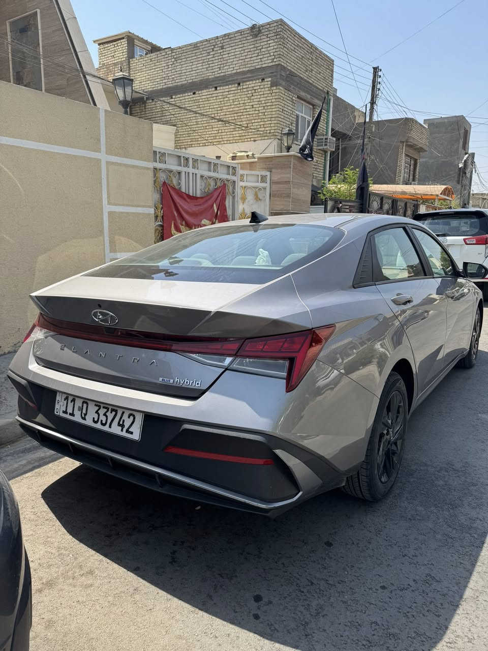 النترا امريكي هايبرد موديل2023
رقم  بغداد سعرها 153 حادثها باب وجاملغ بدون ايرباك
وبيها شخط بلجاملغ مكحل 
 كير محرك مكفولات
المواصفات: 
1-بصمة تشغيل. 
2-دخول بصمة.. 
3-صندوق ذكي يفتح عند الاقتراب
4-رادارات 360 درجة 
5-نظام محافظة على المسار.
6-قيادة ذاتية..
7-توقف ذاتي   
8-انارة ترحيب عند الاقتراب
9-كشنات تدفئة.
10-تحكمات ستيرن كاملة
11-تبريد تدفئة  
12 اوتوهولد
13-هاند بريك بصمه
14-وضعيات قياده ( سبورت ، نورمل ، سمارت)
مكاني بغداد حي العامل
***********
