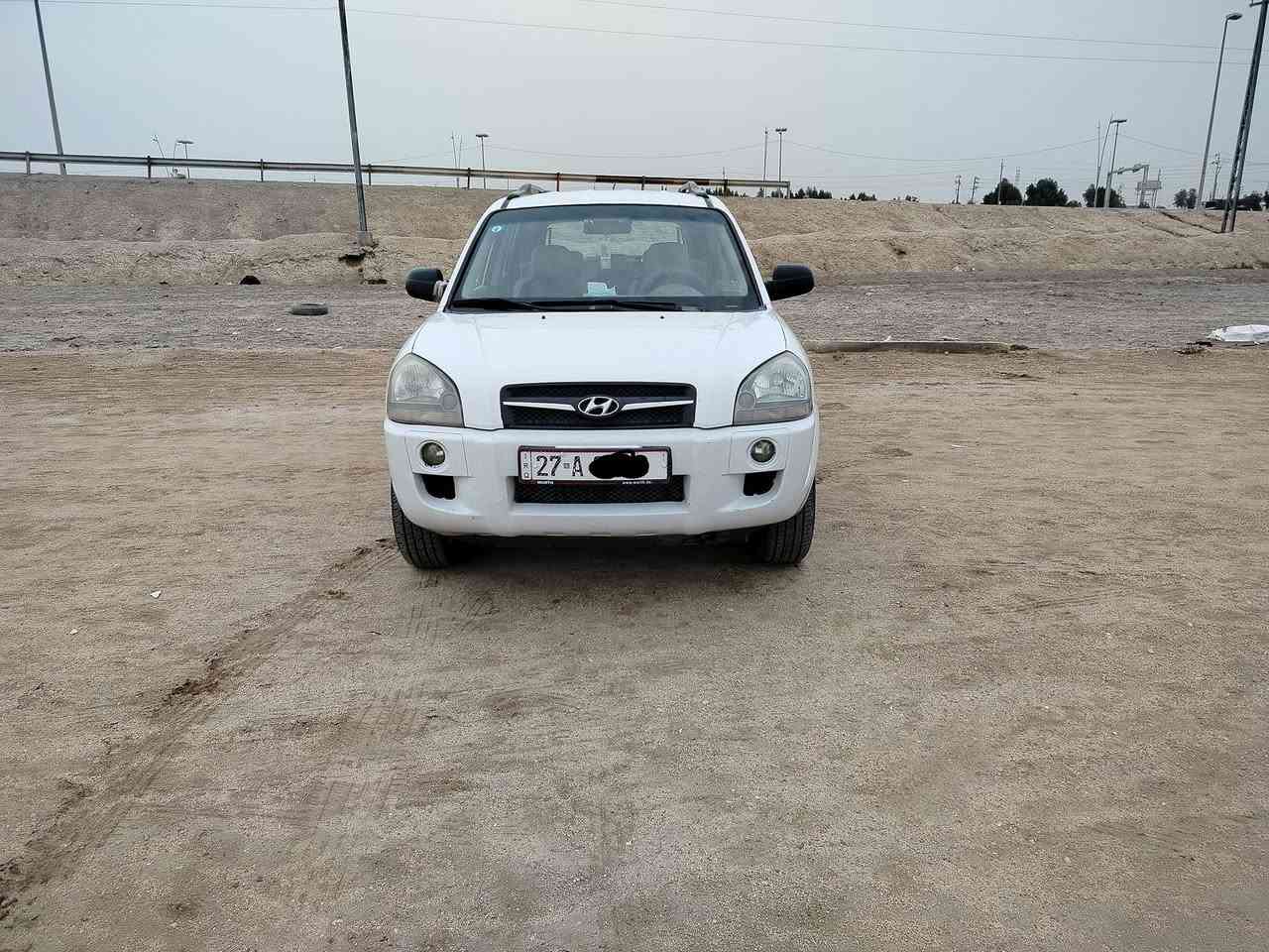 للبيع هونداي توكسان خليجي مكفوله مديل 2009 خليجي  مكينه2700 شاشه تخم تاير حداده تبريد  
مكينه كير جاهزه السيارة رقم جديد بسمي 
مكان البصره بسمي السعر 113 وبيهه مجال ***********
