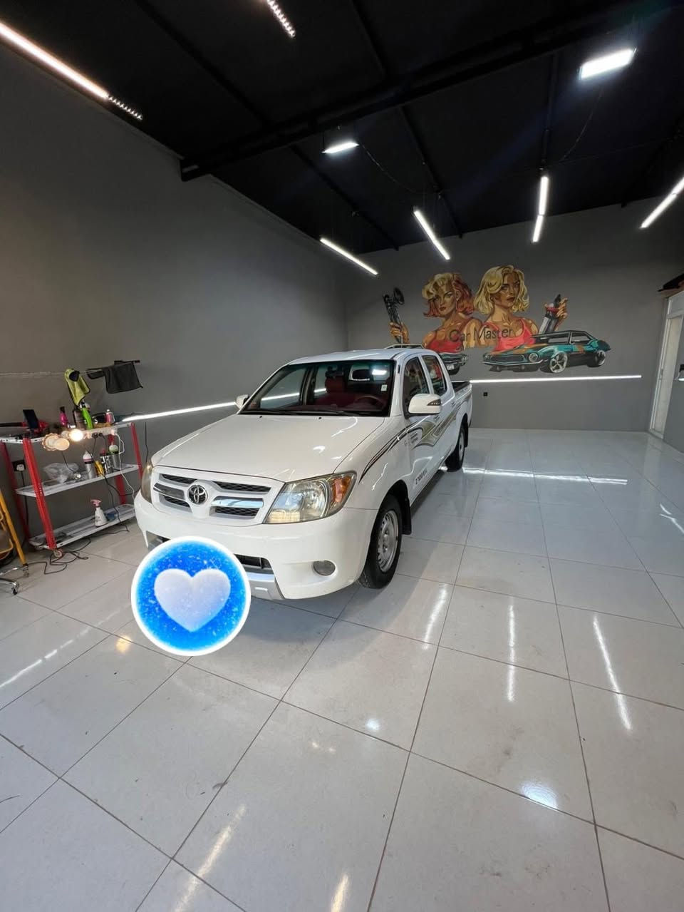 ‏سلام عليكم هيلوكس 2006 للبيع سيارة كفالة عامة بدون قطرة صبغ محرك صدر امامي خلفي جديد تخم تاير جديد سيارة جديدة بمعنى الكلمة السيارة على وضع الشركة بلادية سنوية ورقم جديد رقم سليمانية مكان السيارةديالى الاتصال ***********
