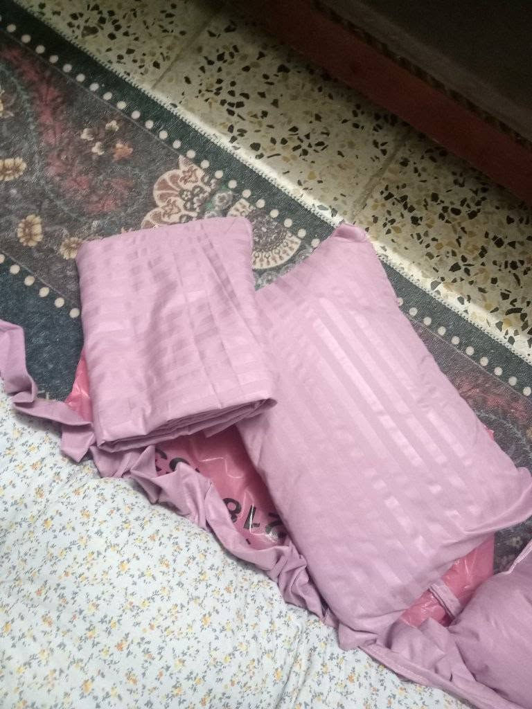 مصدات سرير طفل مع كوشه وجرجف ومخده جديد نفس الي بالصوره
موجود لون ابيض و لون وردي
موجود توصيل


**إذا كنت صاحب هذا الإعلان وتريد حذفه لأي سبب، رجاءا أرسل رسالة إلى الدعم الفني**