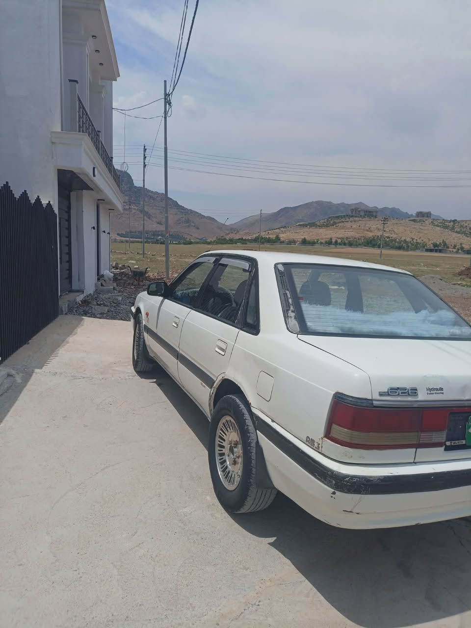 مازدا 1991 هەشت و بەخ  ئاڕم پلاستیکی سۆڕان نرخی 35  معاملە
ژ.ت     ***********
