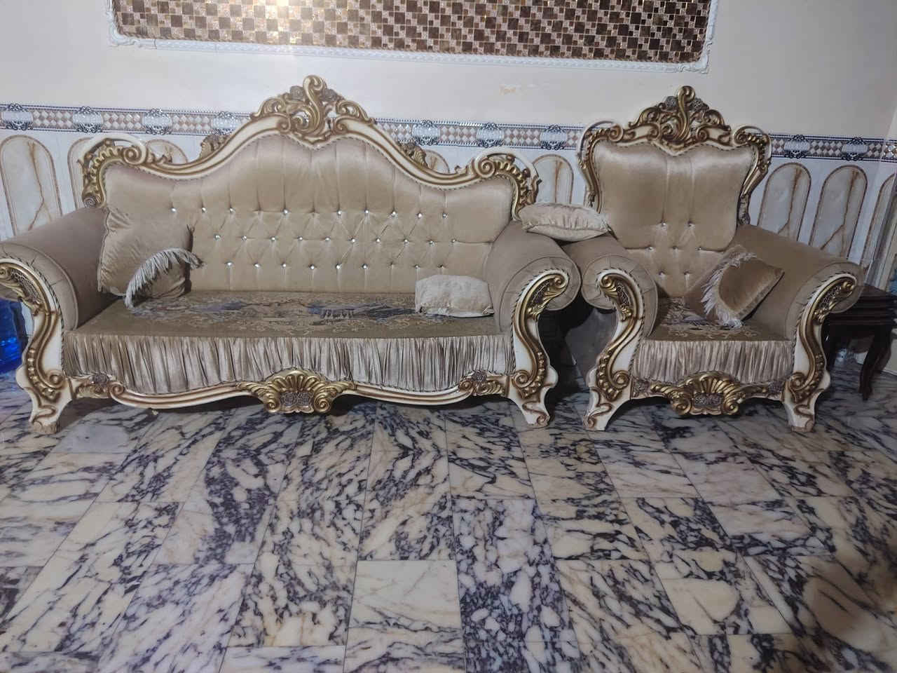 تخم كامل مع طبلات الي يحب يشتري يتفضل خاص او يتصل
***********
بغداد مدينة الصدر
