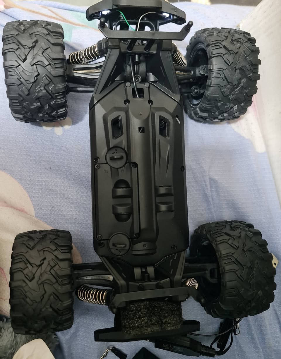 سيارة احترافية دفع رباعي حجم ١.١٦ سرعه توصل لل ٤٥ كيلو بالساعة ماطور قوي جديدة بالكارتون


**إذا كنت صاحب هذا الإعلان وتريد حذفه لأي سبب، رجاءا أرسل رسالة إلى الدعم الفني**