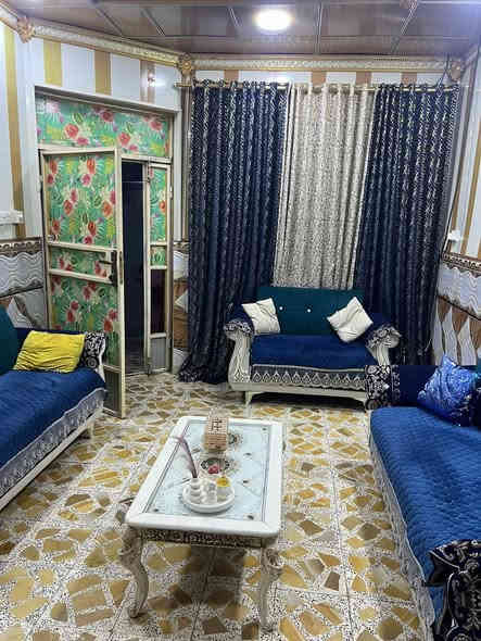 السلام عليكم...
 دار طابو للبيع المساحه (100) عگاده بناء نضيف الموقع ميسان حي الحسن العسكري شارع عشرين قرب شارع فرن صمون المصطفى مقابل حسينية سيد كريم 
اللأستفسار  الأتصال ع رقم الهاتف ‭0770 638 6244‬
