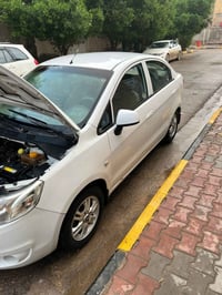 للبيع سايل موديل 2012 السعر 60 التواصل على الرقم : 07736193580