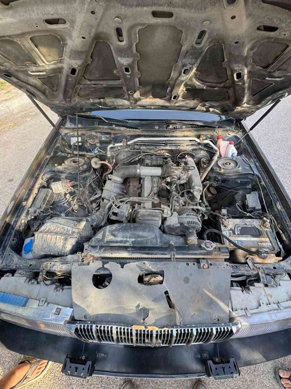 فونتيسه ١٩٩٣ للبيع  رقم ديالى دولي 
محرك ونجي بدون نواقص  تبريد شغال بس نقصه غاز
محرك وكير خير من الله  جام كهربائيه 
كدام عينك  للمعلومه سياره احلى من صوره 
السعر ٢٩ بيه مجال 
مكان ديالى 
***********
