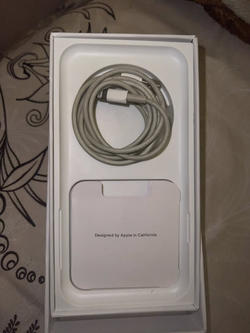 سلام عليكم
ايفون 11 العادي ذاكره 256  بطاريه 75  الجهاز بلادي كلشي مابي شرق اوسط برغي واحد ممفتوح بي غراضه كامه مال جهاز سعره من الأخير 320 بي مجال حك الجيه
***********
