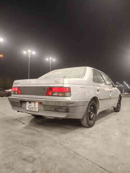 سلام عليكم شباب بيجو روئ 2009 سياره جديده مكفوله كفاله عامه مكينه كير تبريد تخم تاير جديد  صدر امامي وخلفي باتري جديد مكاني بغداد الزعفرانيه رقم ***********
