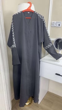 عباية رصاصي • جديدة • حتى ٩٠كجم