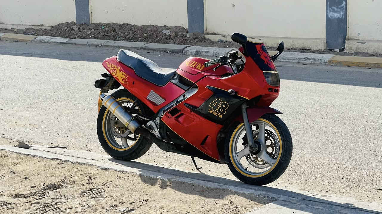 السلام عليكم
✨للبيع او مراوس ب سيبي فور بطحة فقط 

✨بطح (سازوكي كروس) ابو الجنطة 

✨الدراجة مكفولة كفالة عامة

✨اوراق كاملة  

✨محرك مكفول من الفتح والصوت ✈️

✨كابريترات جدد كير مكفول 

✨كهربائيات كلهاا شغالة مانقصة كلشي

✨كفرات مابيهن أي كسرر كلهن جدد 

✨بلكات NGK جديد 

✨صالنصة هونداا اصلية كاتم 

✨تايراات امامي خلفي جدد 

✨مكاني الأنبار (قضاء عامرية الصمود)

✨اسياا(***********)

✨اثير(***********)
